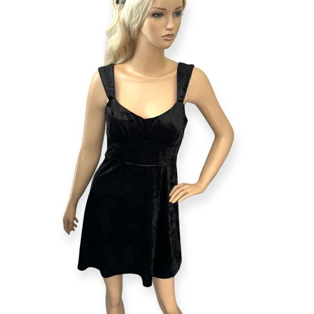 LUSH Crushed Velvet Retro Minidress In Black Size Large NEW - Picture 4 of 15